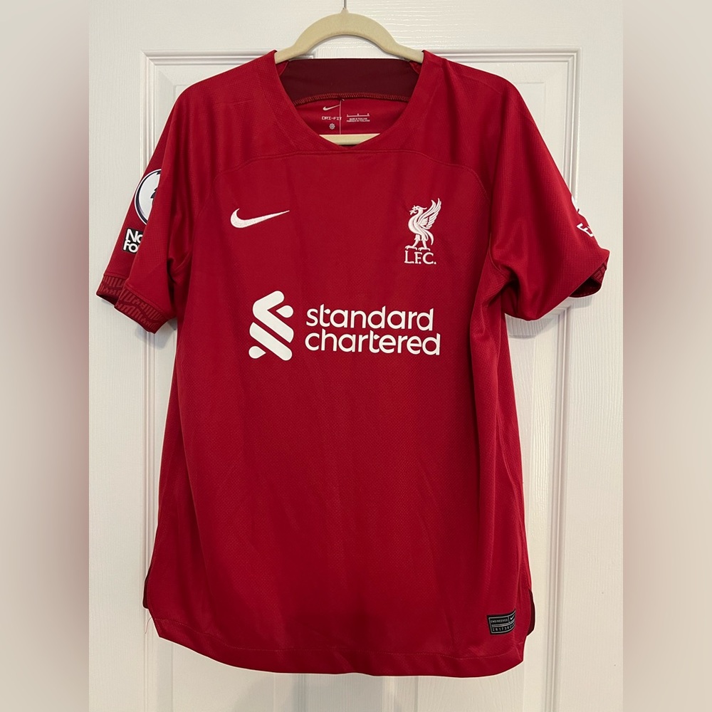 NEW Liverpool Home Mo Salah #11 - Nike soccer jersey - Large L